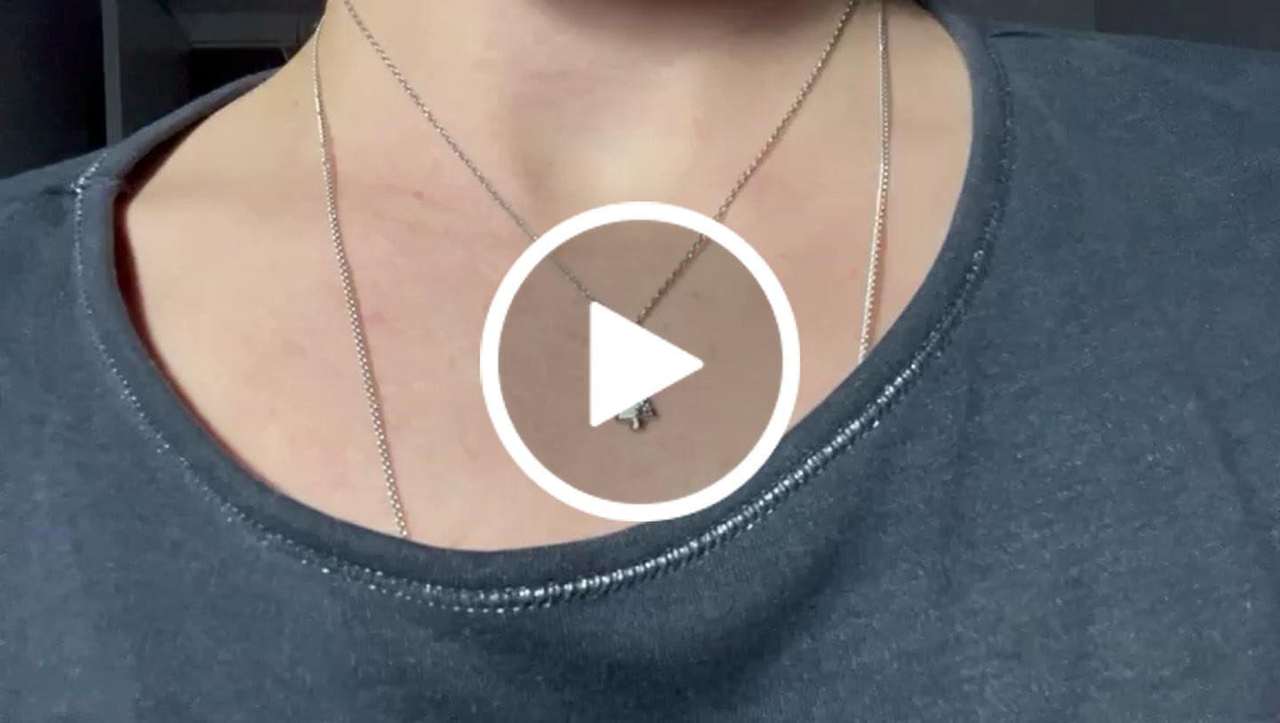 Customer video review of Collar Virgen del Pilar