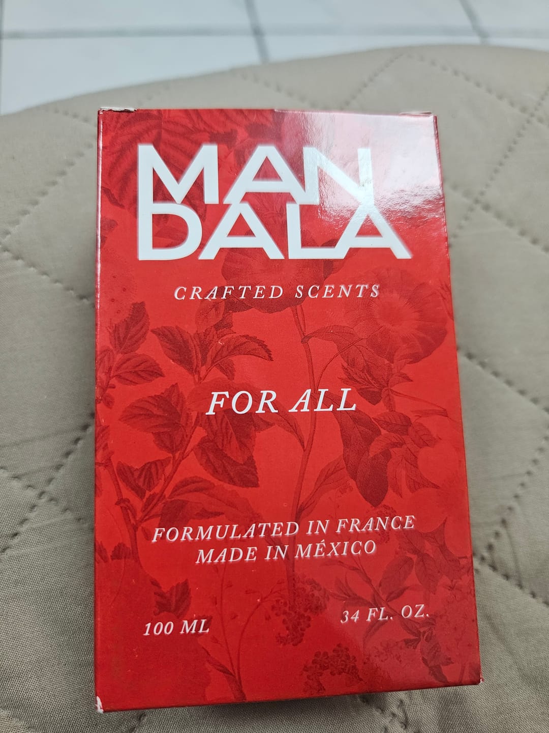 Customer photo review of Twilight Crystals - Inspirado en BACCARAT ROUGE 540 de MFK 100ml-