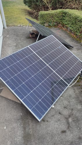 Customer photo review of Sicatron 910W Balkonkraftwerk - 2x 455 Trina Solar - Fox Ess M1-800-E 800W