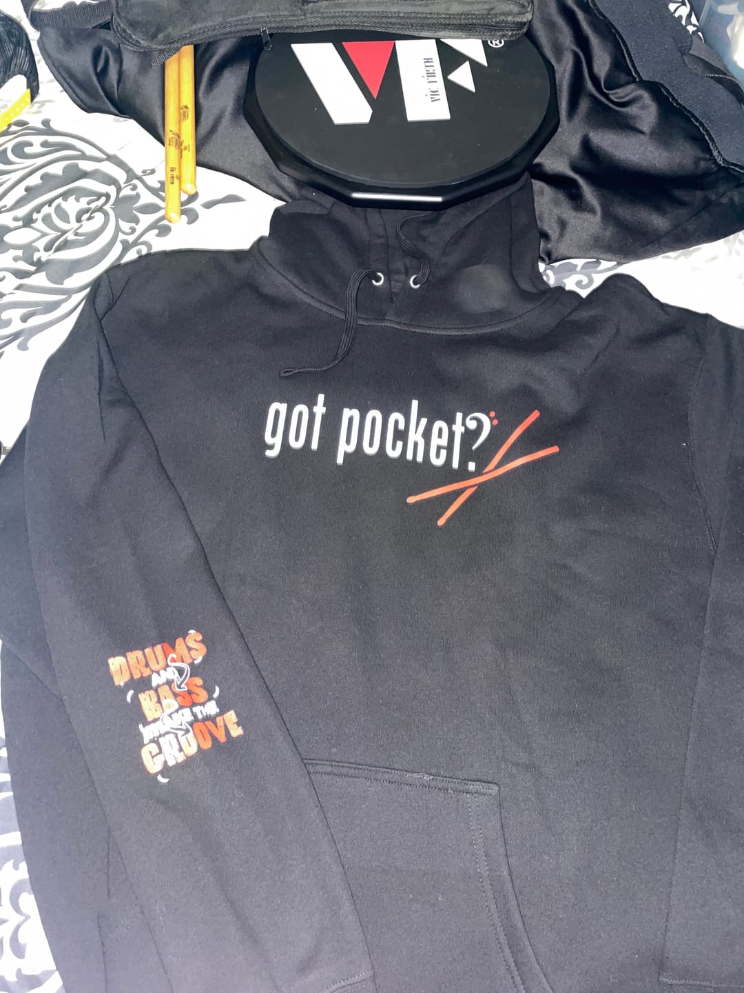 Customer photo review of Groove Hoodie (Black/Red)