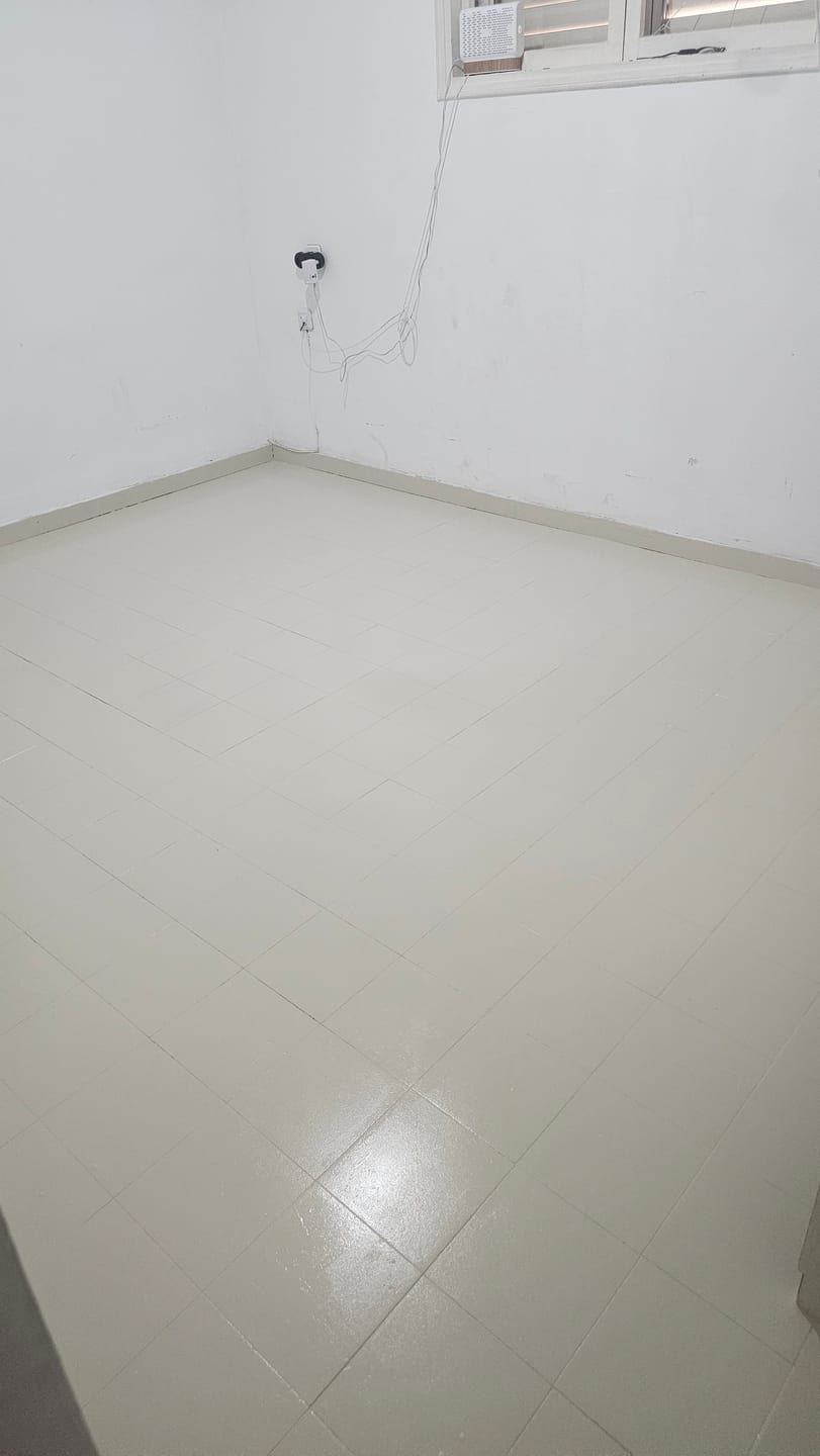 Customer photo review of צבע רצפות HOME - שלב 1