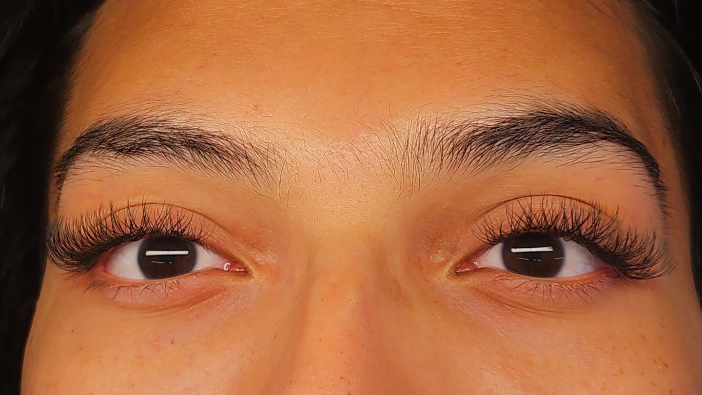 Customer photo review of 5D W Lash Extension