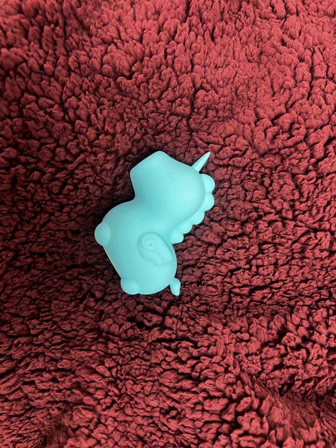 Customer photo review of Mount'n Peak Unicorn Tongue Clitoral Vibrator