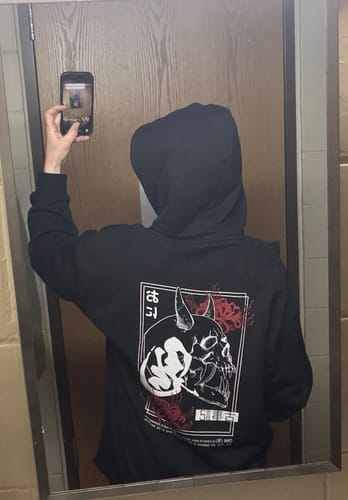 Customer photo review of Oni Hoodie