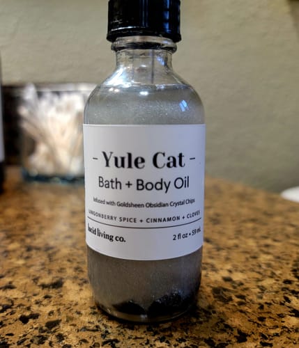 Customer photo review of Yule Cat (Jólakötturinn) Bath & Body Oil