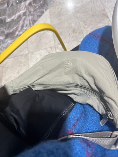 Customer photo review of Crossbody Kora Bolsa Compacta Cool Capital Beige