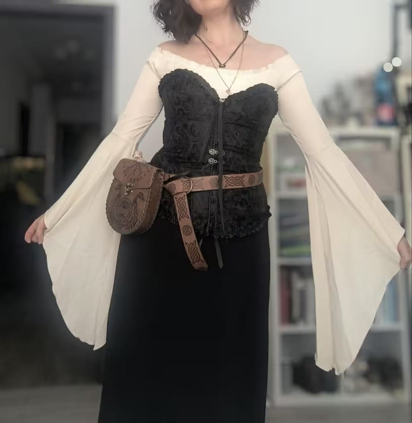 Customer photo review of Renaissance shirt