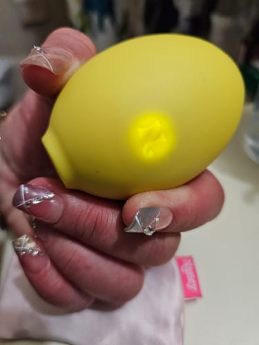 Customer photo review of Lem Clitoral Massager
