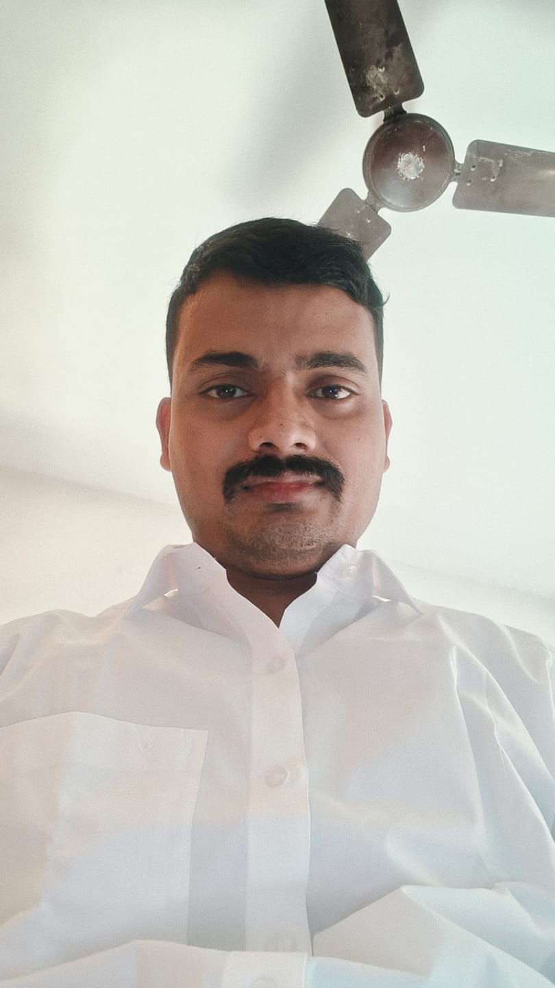 Customer photo review of Good Luck - 100% Cotton Formal White Shirt For Men | Uathayam