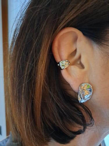 Customer photo review of ORECCHINI AL LOBO MARTELLATI