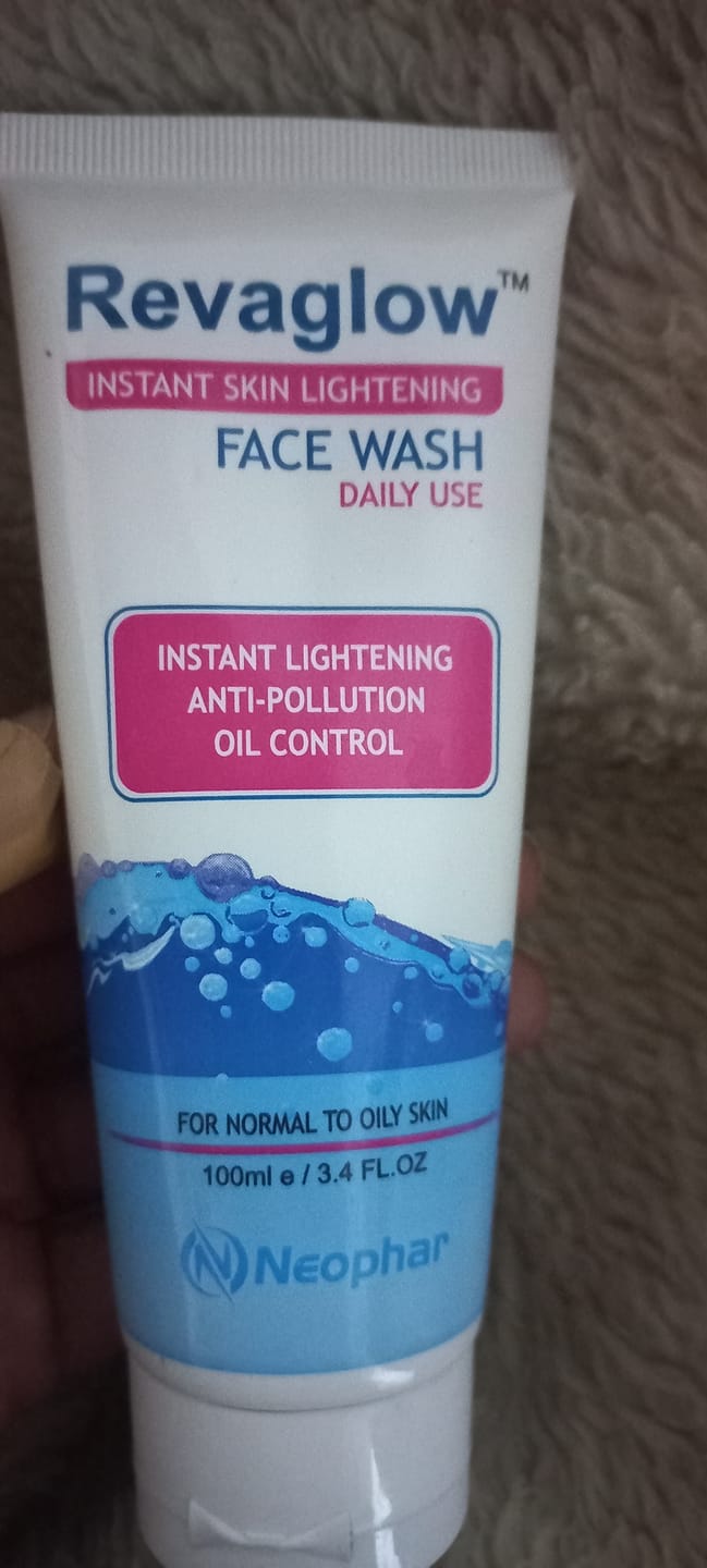 Customer photo review of Revaglow Instant Skin Lightening Face Wash