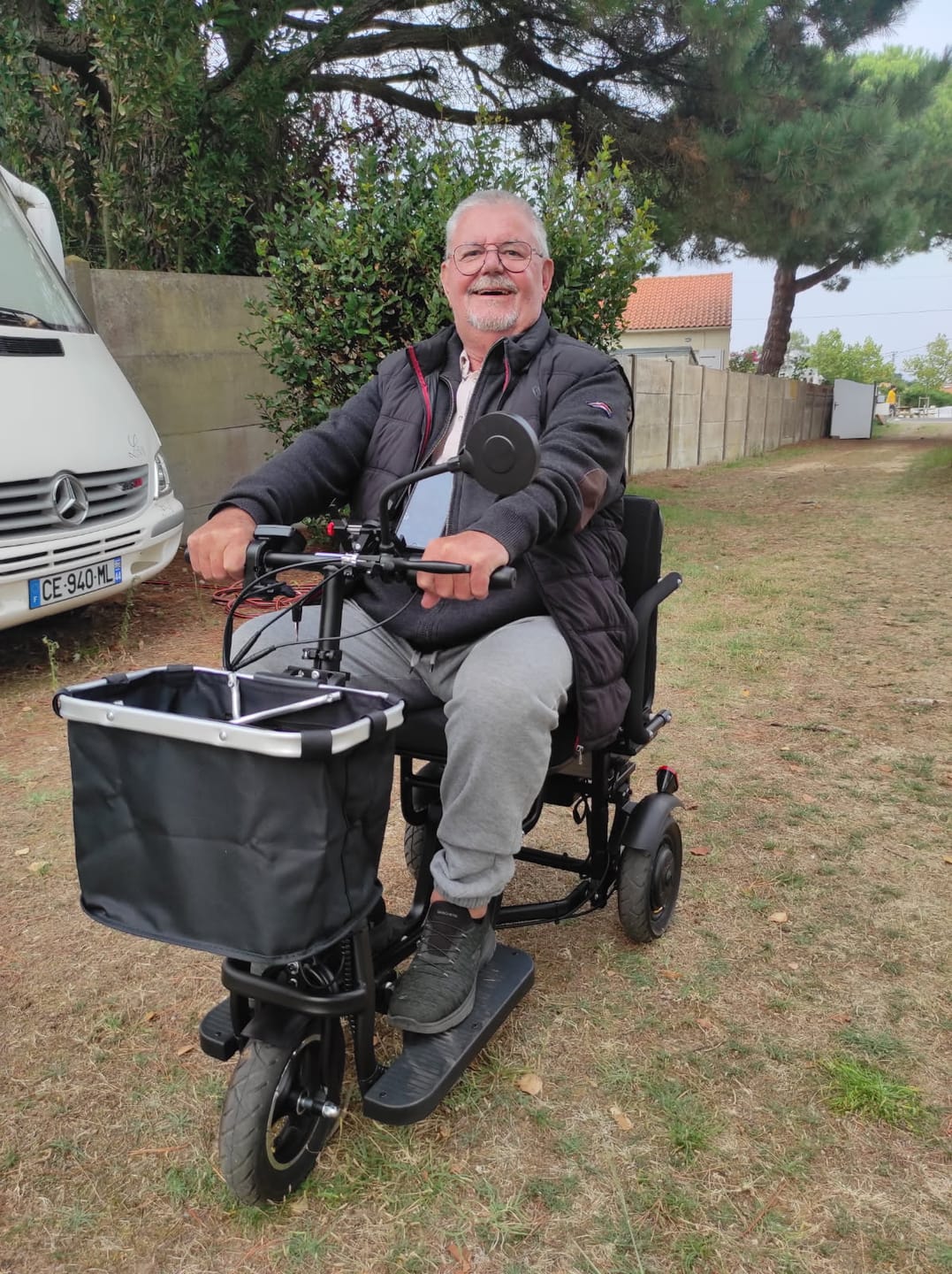 Customer photo review of Tricycle électrique pliable ES-10 – 3 roues 350W/700W, idéal pour PMR et seniors