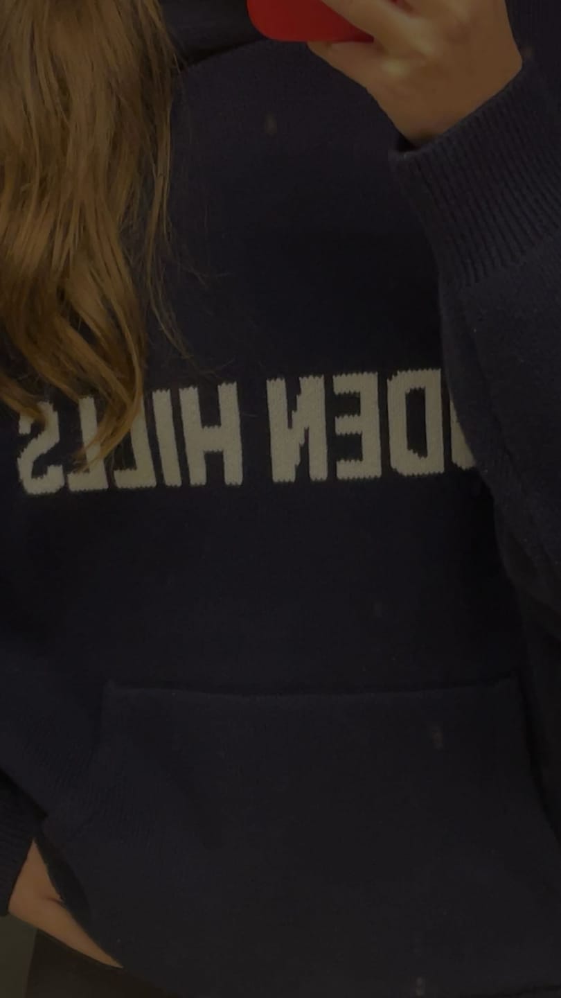 Kundenbewertung mit Foto von KNIT HOODIE NAVY
