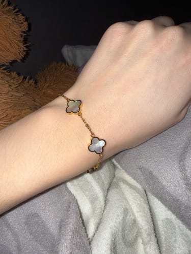 Kundenbewertung mit Foto zu White Clover Armband