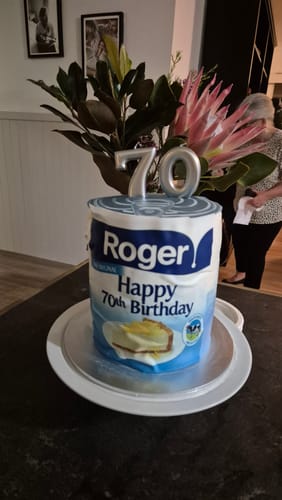 Customer photo review of A4 Rectangle Custom Edible Icing Image