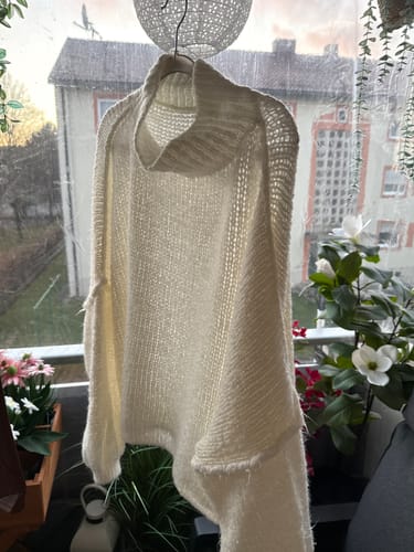 Customer photo review of Meli Strick Pullover - Weiß