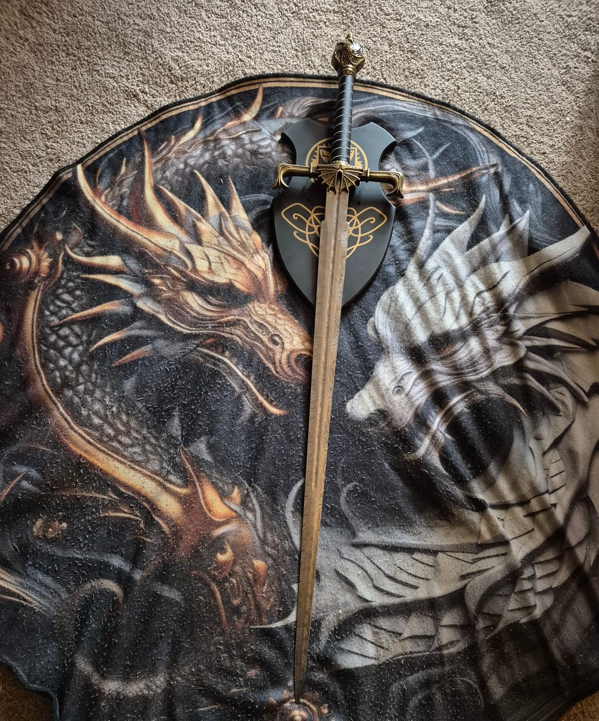 Customer photo review of Blackfyre | Red Crystal | House Targaryen | Game of Thrones Sword