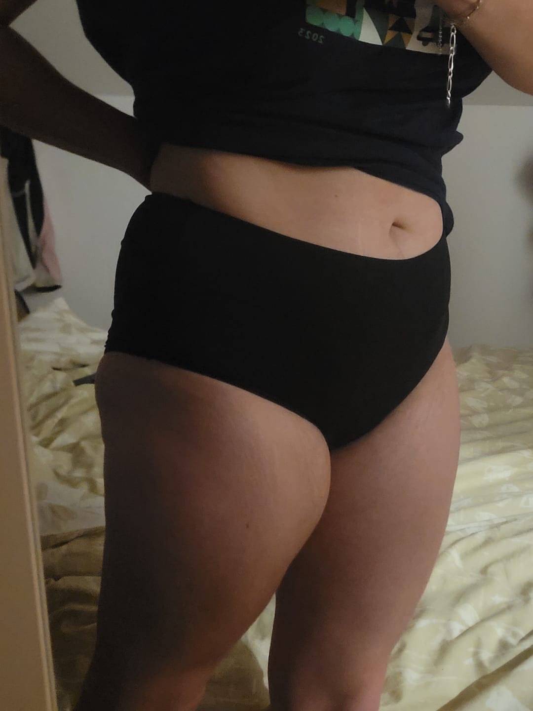 Customer photo review of Culotte Menstruelle Respirante Céleste