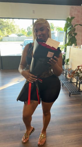 Customer photo review of Red Rose Bouquet