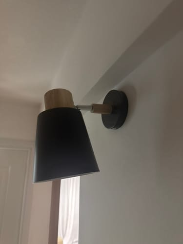 Customer photo review of Aplique Nórdico Lampara Metal Y Madera Dormitorio Living Negro
