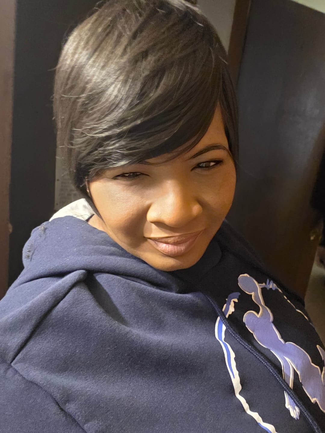 Customer photo review of Vivica A Fox Amore Mio Every Day Collection Full Wig - AW ROJA