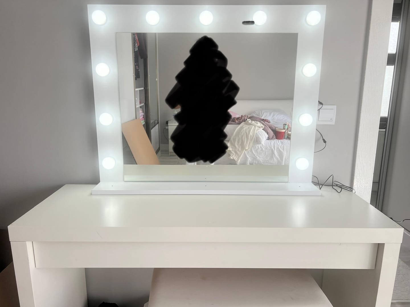 Customer photo review of Rani EF108 Hollywood Işıklı Ayna Kulis Makyaj Aynası Spot Işıklar Dahil Ayna Beyaz