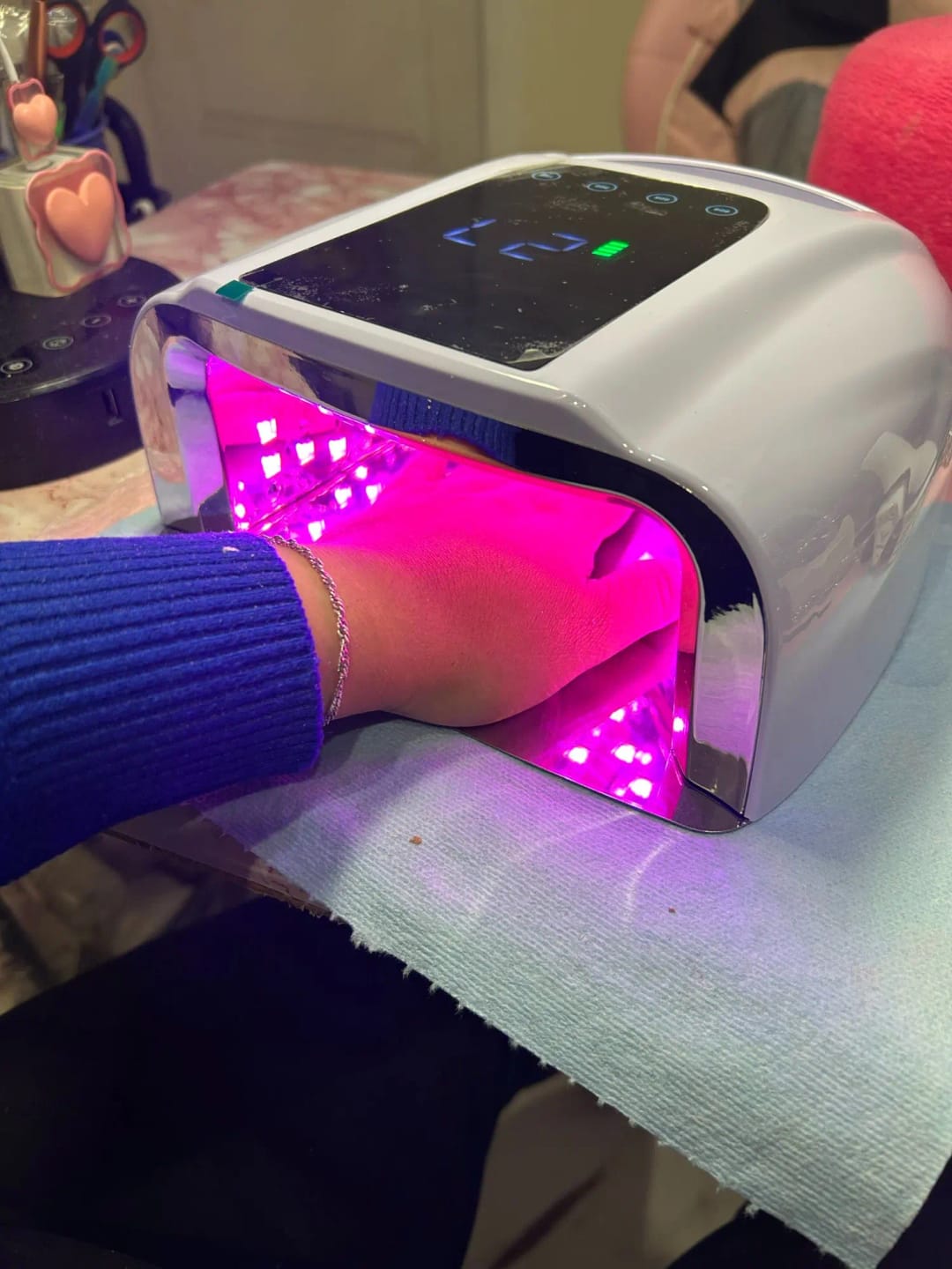 Customer photo review of Nail Lamp For Fast Drying And Portable Gel Cure