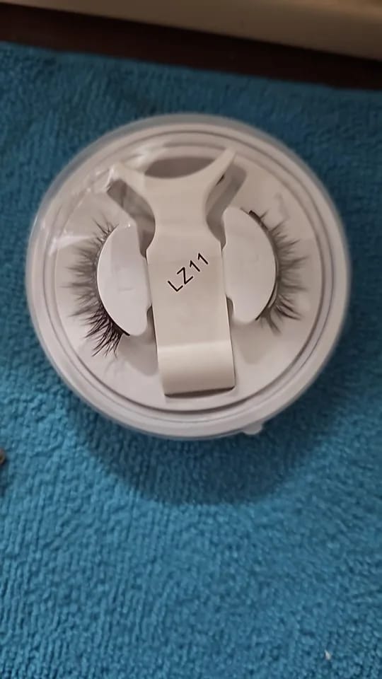 Customer photo review of MagLuxe™ Magnetic Lashes