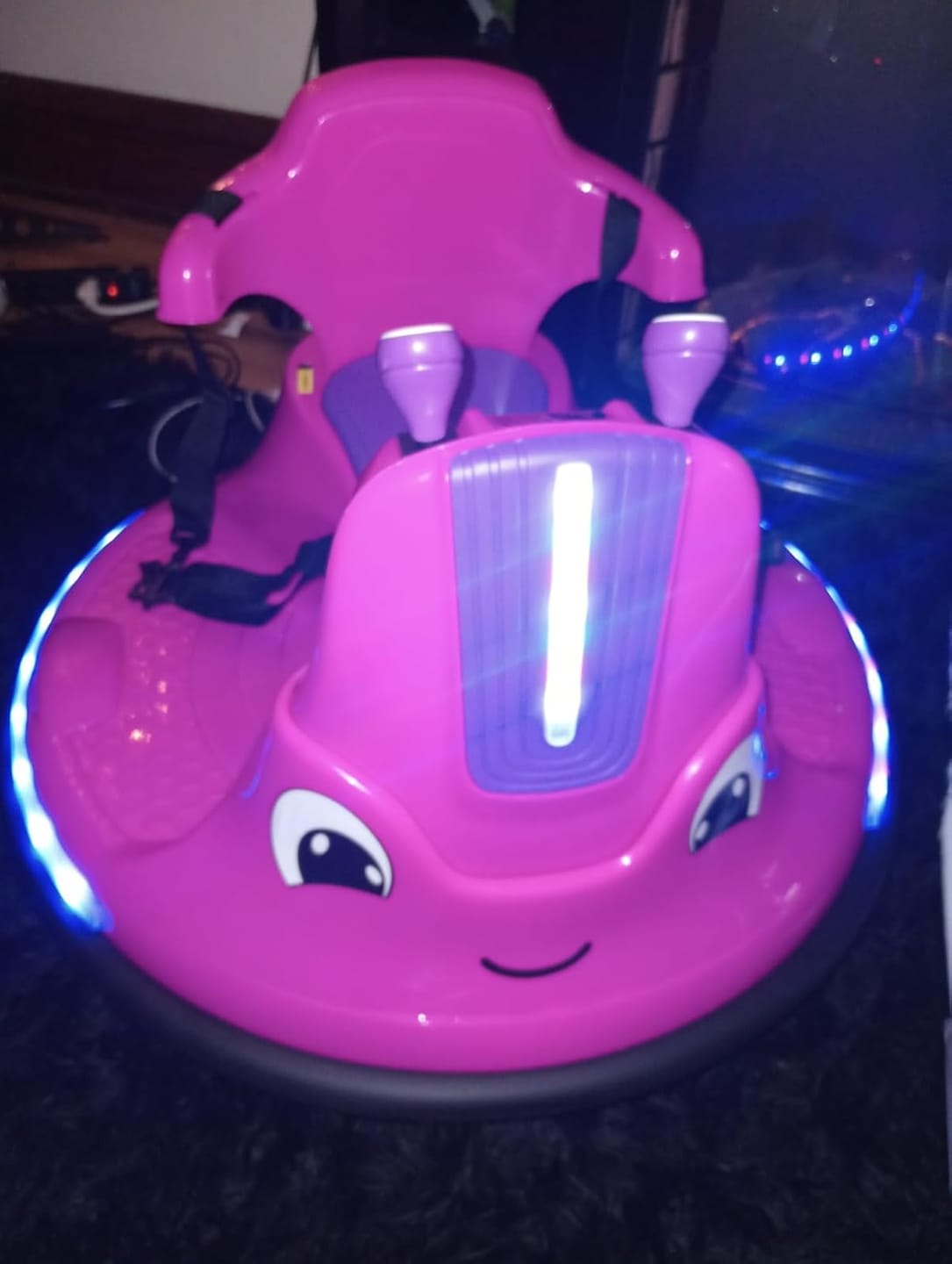Customer photo review of TOBBI 12V Electric Kids Ride-on Bumper Car