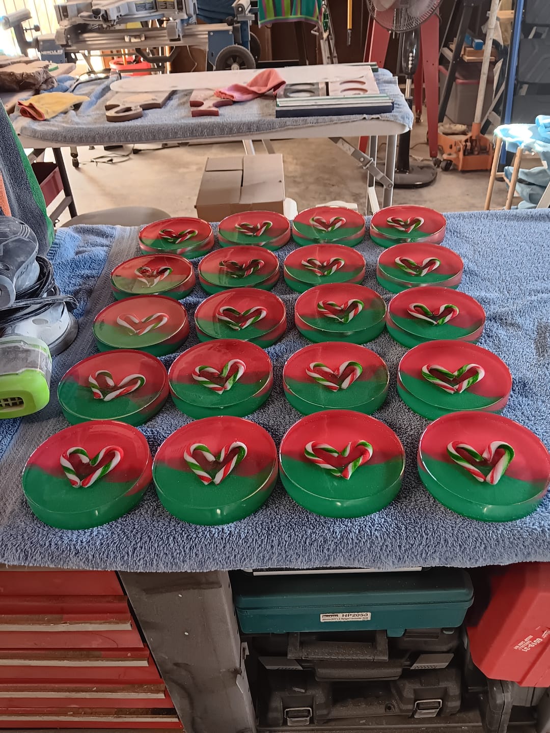 Customer photo review of 4.5x1" Thick 4 Coaster Silicone Mold - Round