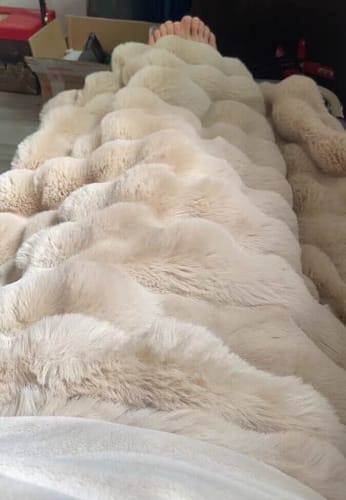 Customer photo review of CloudBubble Kuscheldecke