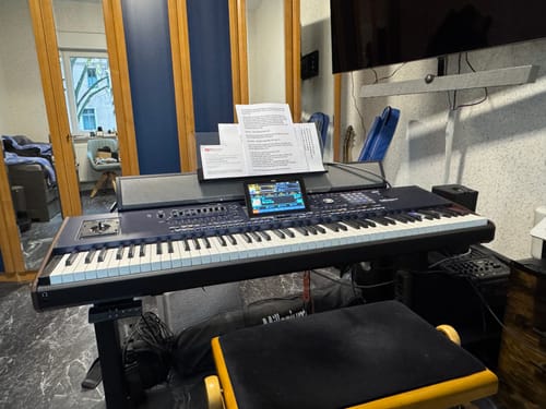 Customer photo review of Yesterday (Keyboard-Style)