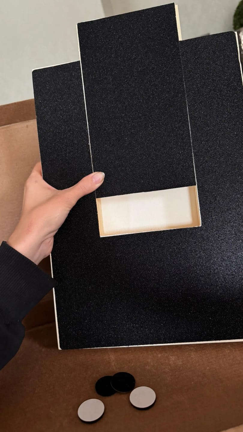Customer photo review of Planche à gratter pour chien - Lime Pad