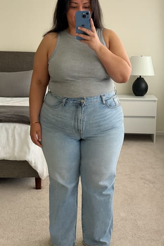Customer photo review of Curve-Hugging Relax – High-Waist – Sky Blue