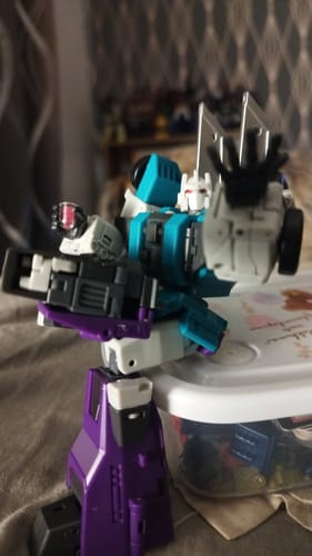 Customer photo review of Newage H74 H-74 Cho (G1 Sixshot) New Age 13.8cm / 5.4"