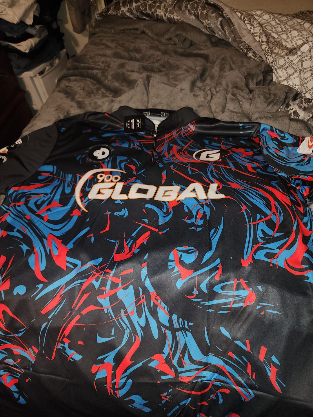 Customer photo review of EBONITE - THE ONE REVERB - BOWLING JERSEY