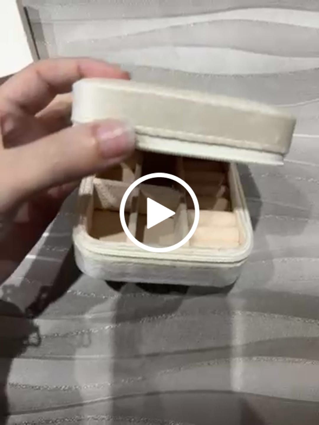 Customer video review of JOYERO GRATIS
