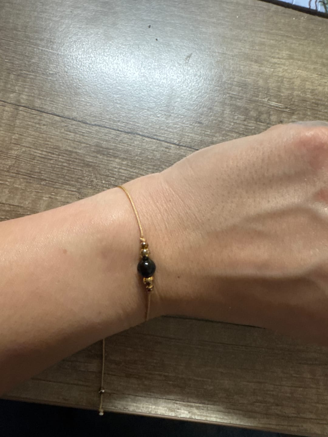 Customer photo review of Obsidian Armband - Naturband