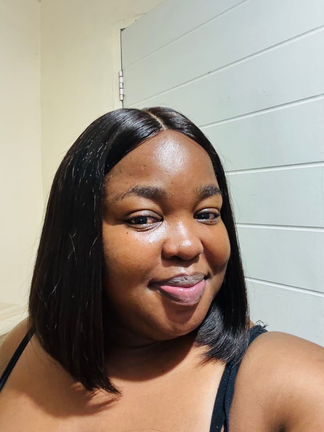 Customer photo review of Vietnam 2 X 6 Lace Closure Wear And Go Super Drawn Bob