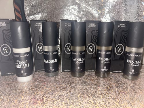 Customer photo review of VANILLA AMOUR HAIR & BODY MIST