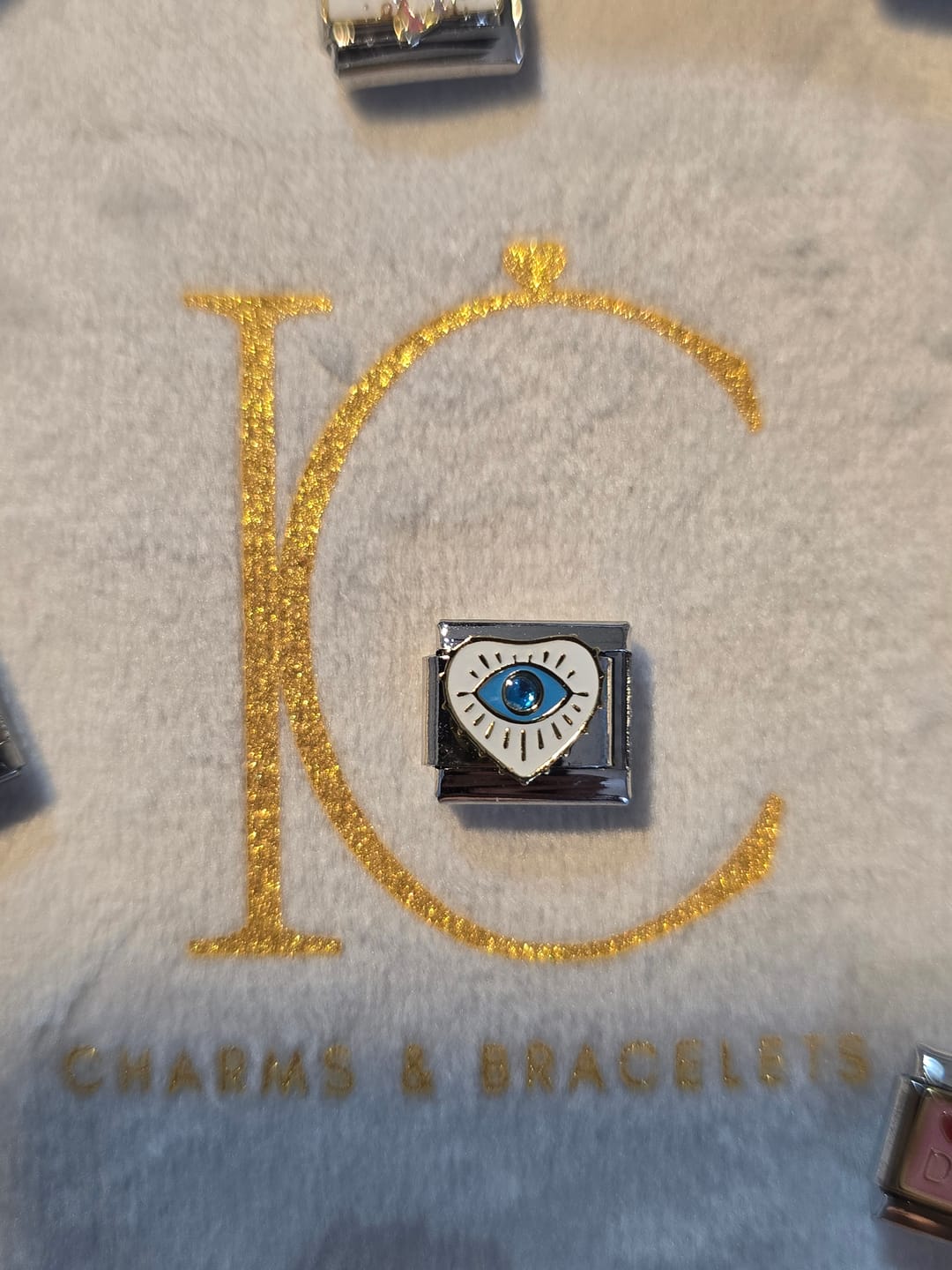 Customer photo review of Charm Ojo Suerte