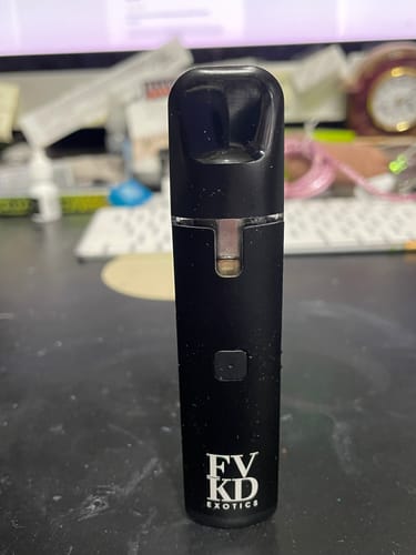 Customer photo review of FVKD LIQUID DIAMONDS DISPOSABLE | 3.5G , III