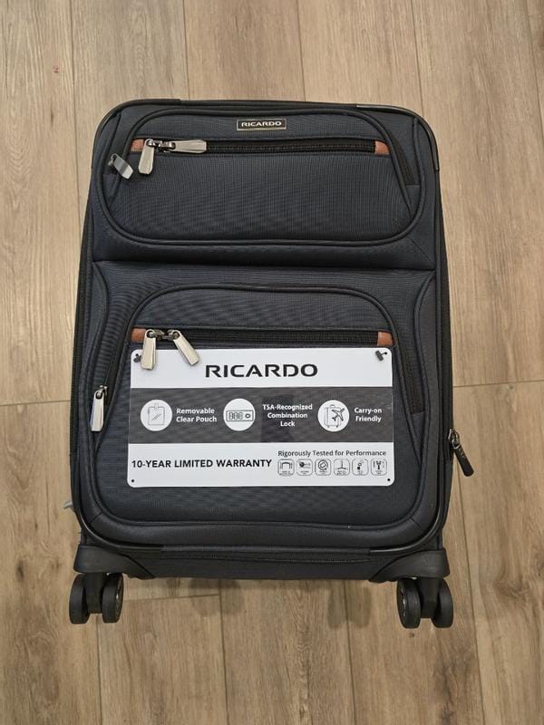 Customer photo review of Montecito 3.0 Softside Carry-On Expandable Spinner