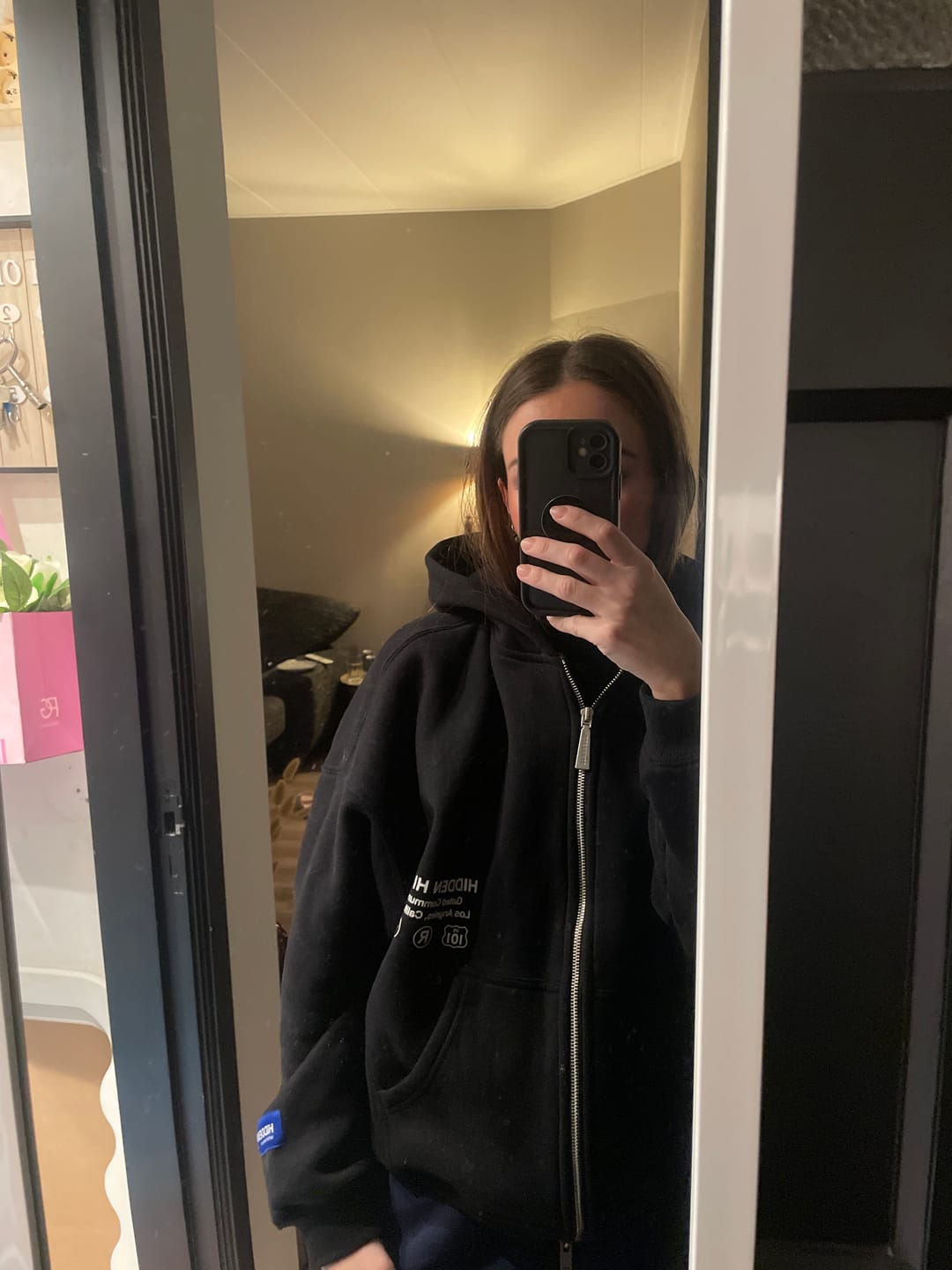Customer photo review of LABEL STRAIGHT LEG SWEATPANTS BLACK