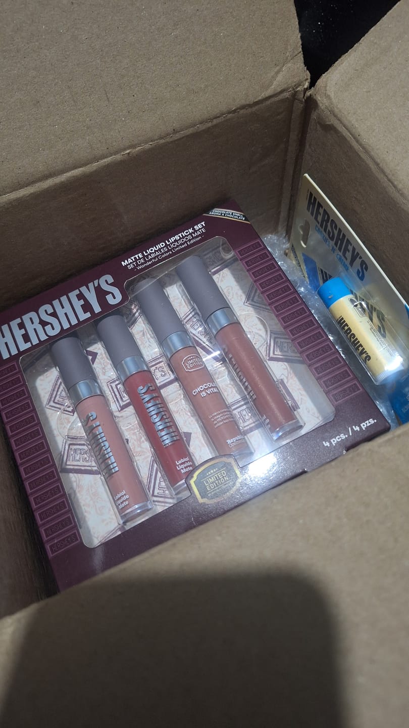 Customer photo review of Set de 4 Labiales Hershey´s