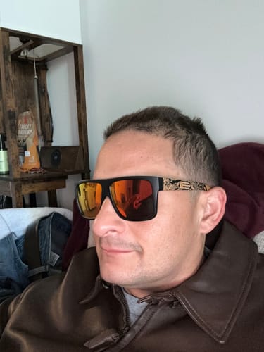 Customer photo review of Mis Raíces  Fire Red