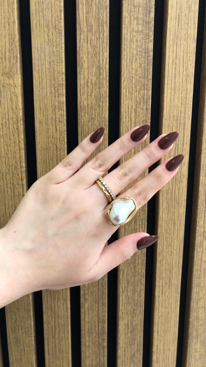 Customer photo review of Shimmer Petal - Short Almond - 30 Adet Takma Tırnak