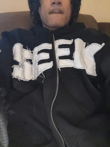 Customer photo review of SEEK ZIPUP