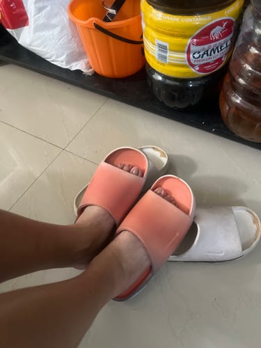 Customer photo review of Nike Women's Calm SE Slides