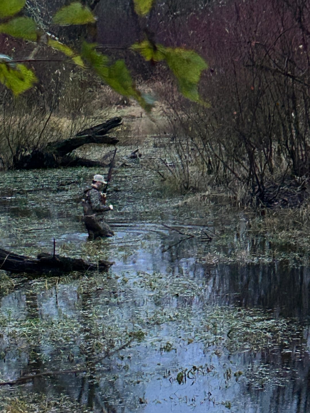 Customer photo review of Seeker Camo Hunting Waders for Waterfowl Hunting | Hunting Bibs Insulated Waterproof Neoprene Chest Waders Bootfoot